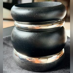 Black and Silver Bangle Set